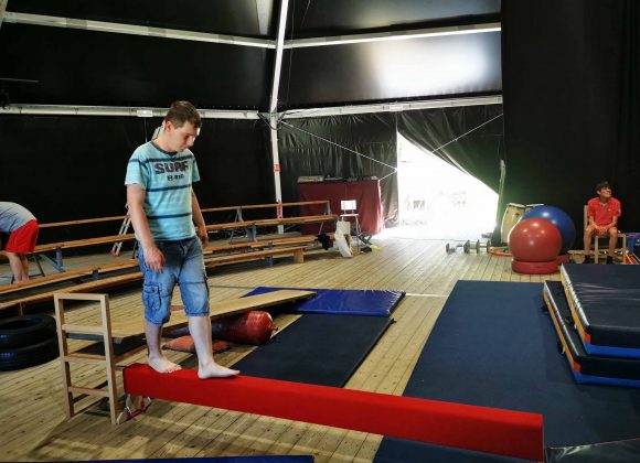 FAM Les Capelières: activités cirque